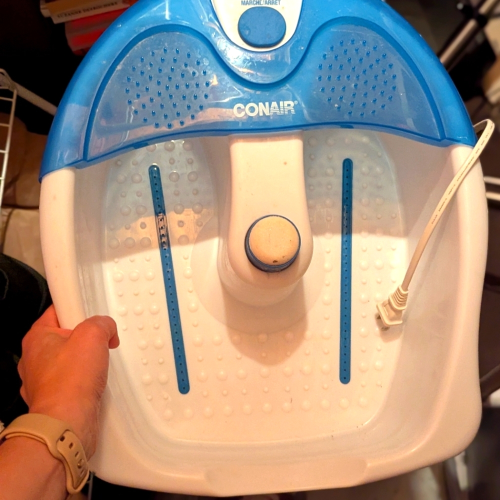 Conair Blue and White Foot Spa